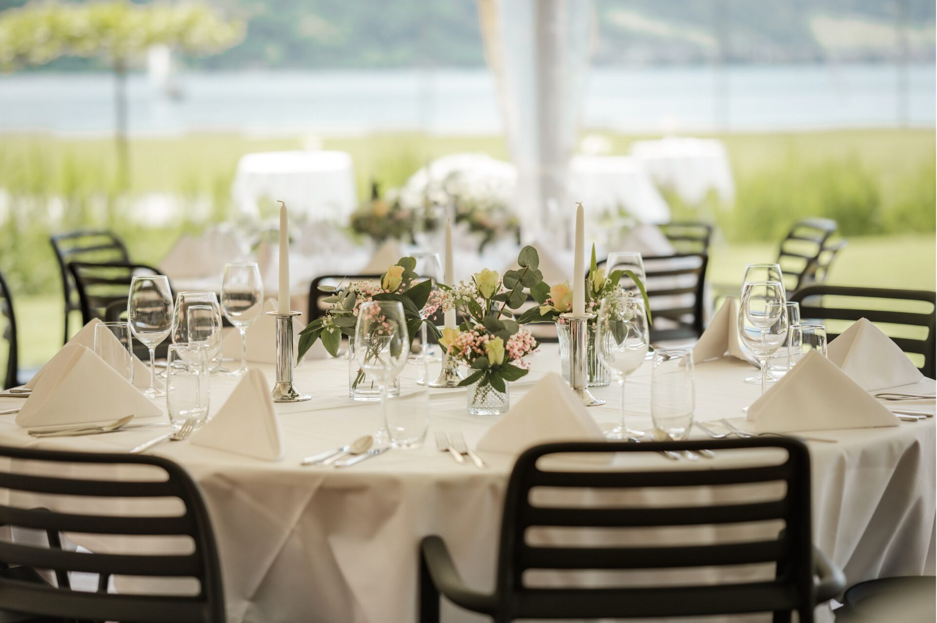 Tisch an der Terasse